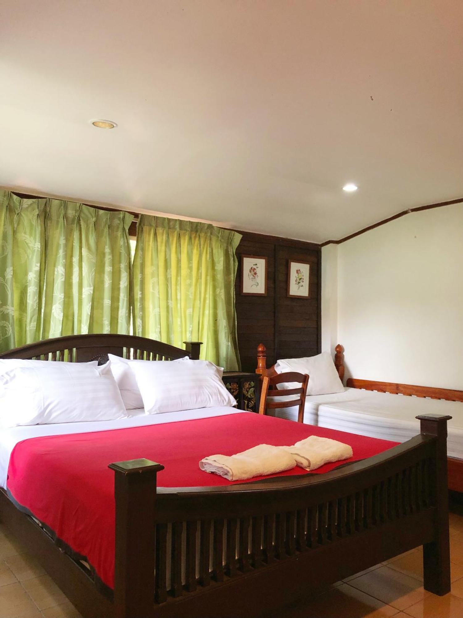 Moradok Thai Guesthouse Аюттхая Екстер'єр фото